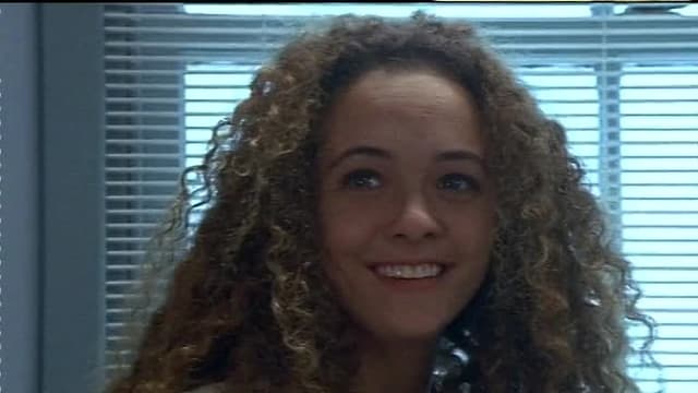 S03:E09 - Lift Sixteen