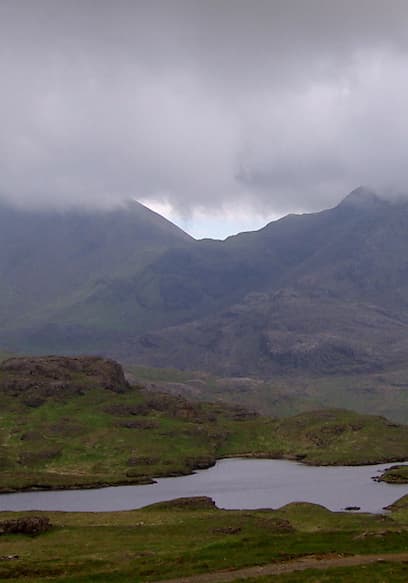 S01:E03 - Small Isles: Small Is Beautiful poster