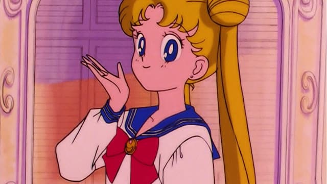 S01:E01 - The Crybaby: Usagi's Beautiful Transformation