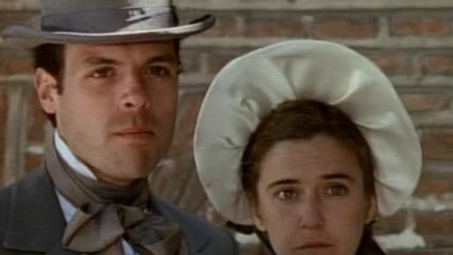 S03:E01 - The New Broom