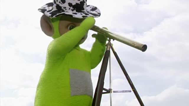 S01:E12 - Photo Faces