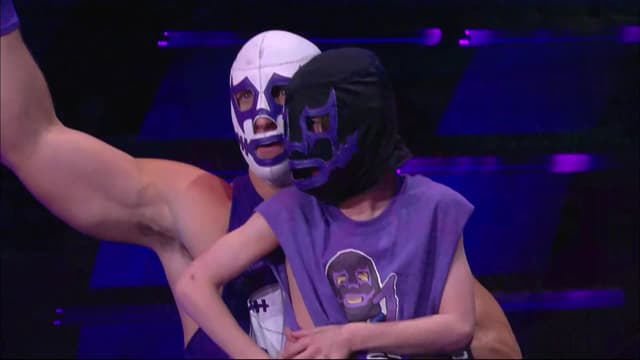 S03:E03 - Inner Circle Tag Team Challenge