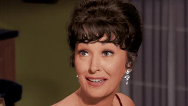 S01:E12 - ...And Something Makes Three