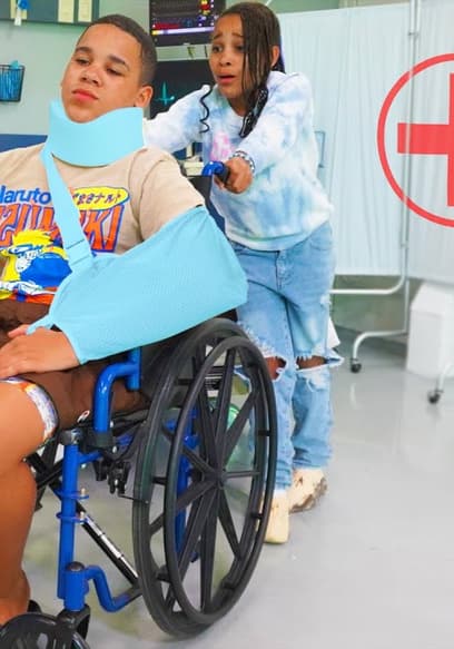 S01:E13 - Boy in Car Accident Leaves Hospital in Wheelchair, Finally Goes Home poster
