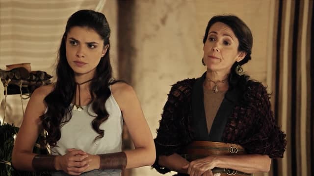 S01:E102 - La xenofobia de Mara