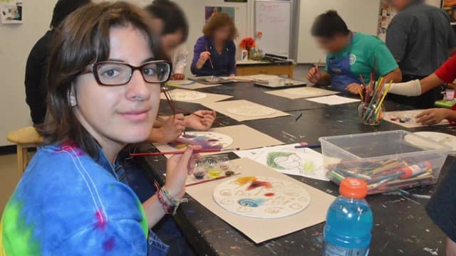 S01:E05 - Online Secrets