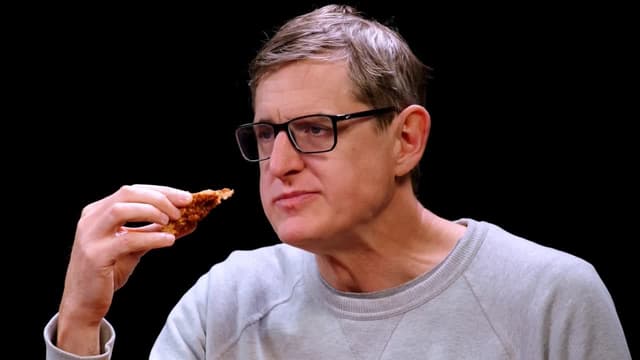 S22:E08 - Louis Theroux Attacks the Shark While Eating Spicy Wings