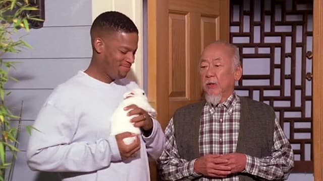 S02:E12 - Seoul Brother Next Door