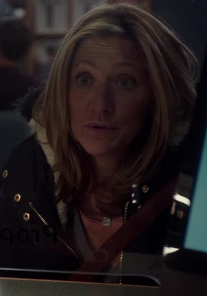 S07:E01 - Clean poster