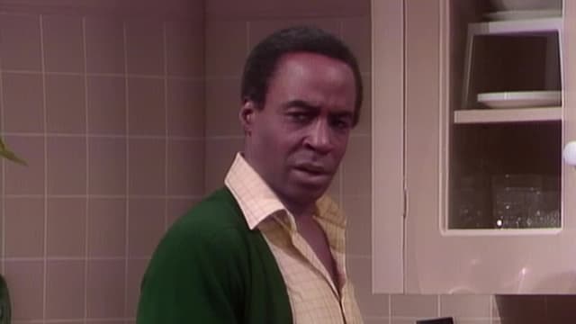 S01:E16 - Bugging the Governor