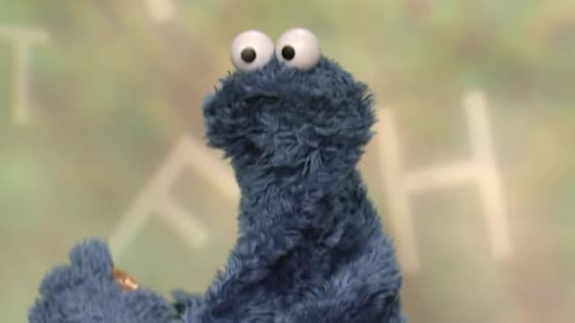 S37:E04 - Miles and Gabi Graduate High School