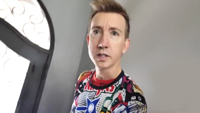 S01:E10 - Why Was I Arrested