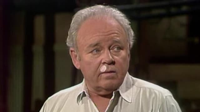 S04:E09 - Archie Gets a Head