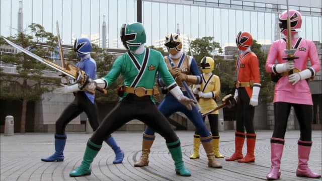 S19:E14 - A Crack in the World