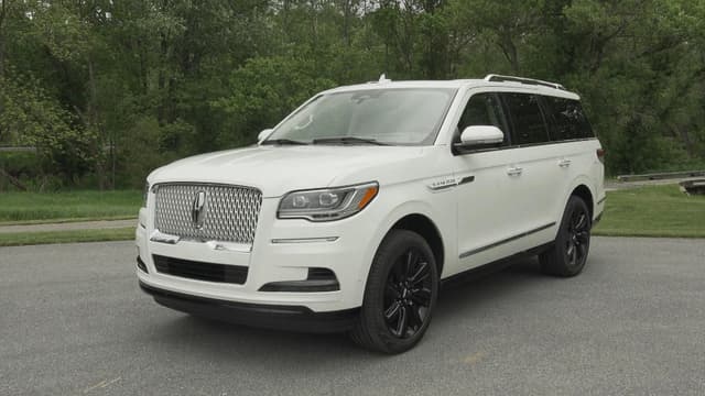S41:E49 - Lincoln Navigator