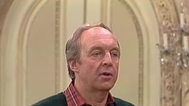 S01:E112 - The Relative