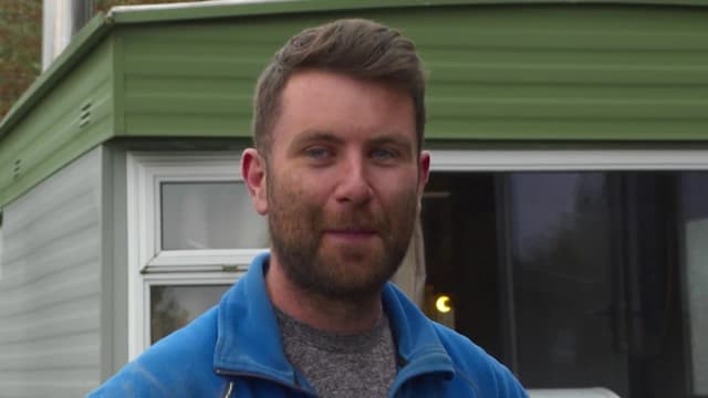 S02:E04 - Yorkshire Luxury Barn