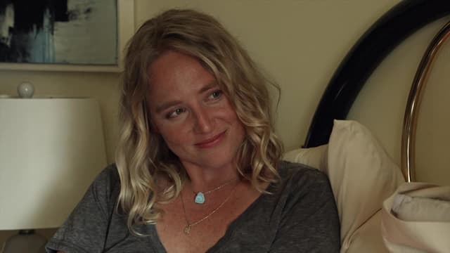 S03:E10 - When I'm Alone