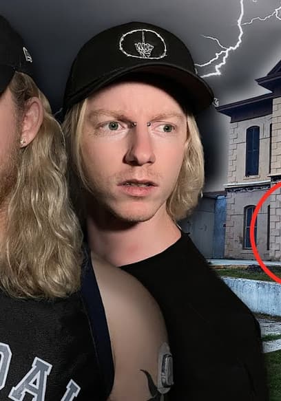 S01:E16 - Handcuffed at the Haunted Lavaca Jail poster