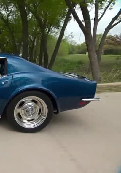 S15:E12 - Corvettes, Fiberglass Noses & Bumpers poster