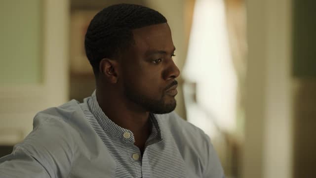 S01:E12 - Kiss It Up to God