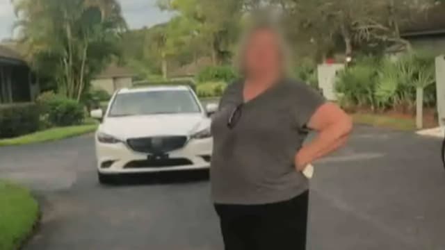 S03:E98 - Neighborhood Wars Top 10: Fierce Feuds