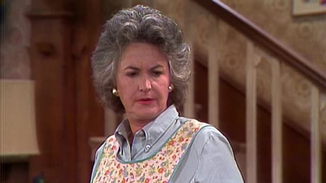 S02:E12 - Cousin Maude's Visit