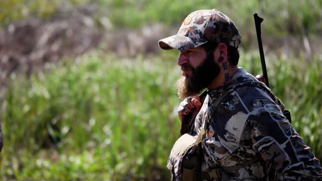 S01:E03 - Alligator & Yaupon Tea