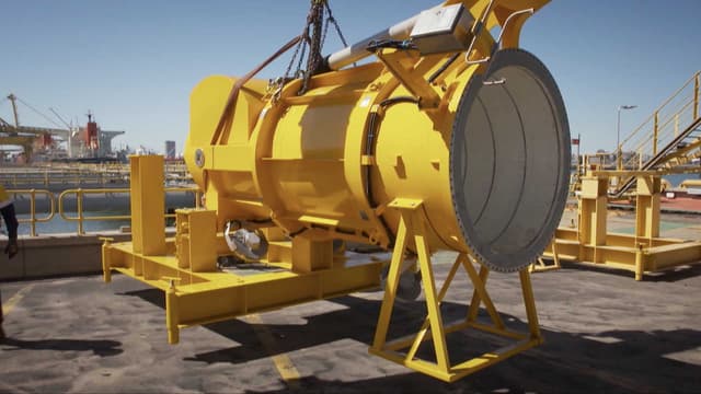 S02:E02 - Piece by Piece