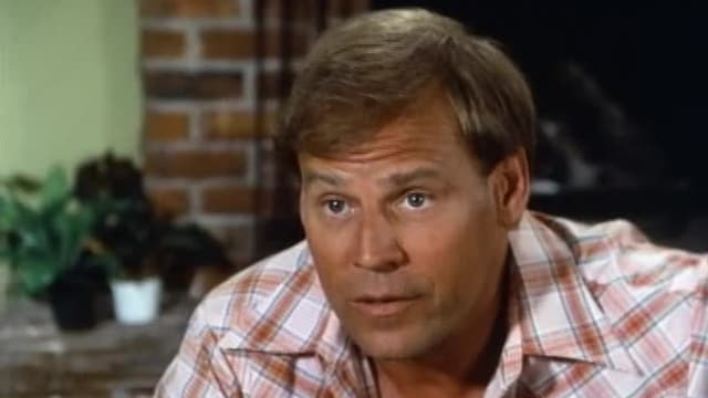 S04:E01 - A Brand New Day