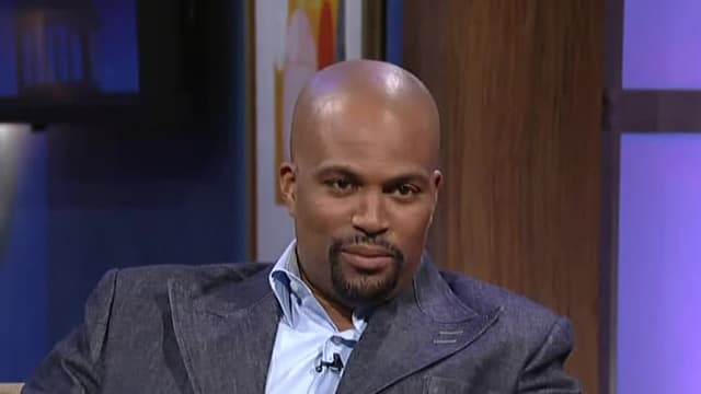 S01:E42 - Episode 1095 & 1096