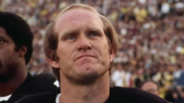 S2019:E01 - Terry Bradshaw