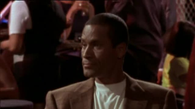 S05:E01 - Good Vibrations?