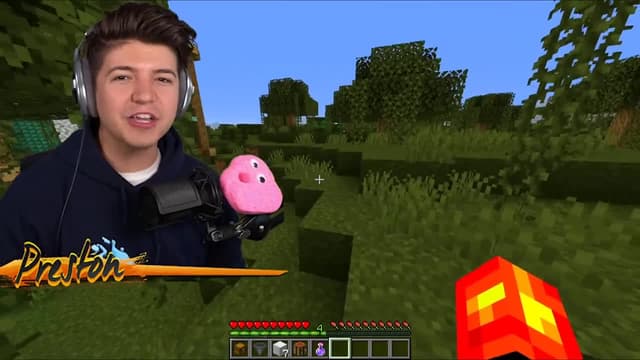 S01:E04 - 7 Ways to Steal Unspeakable's Diamonds / I Found Noob Preston in Minecraft
