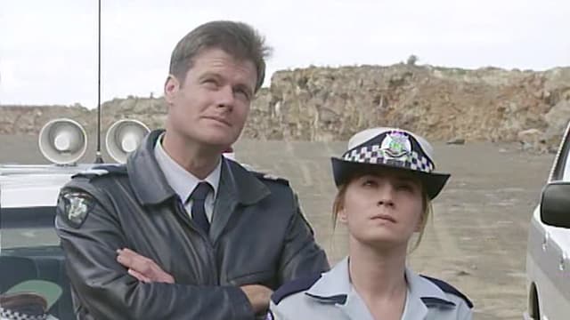 S01:E12 - Damaged Goods