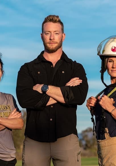 S02:E03 - State Troopers vs. Firefighters: Who's Fitter? poster