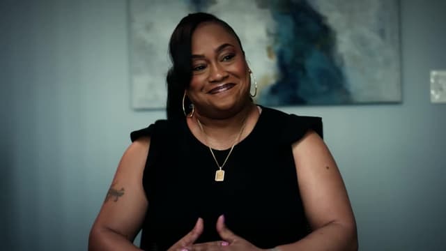 S02:E01 - Brave New World