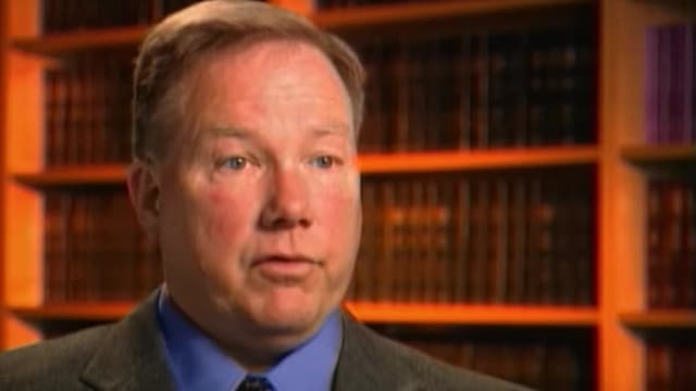 S09:E12 - La caída financiera