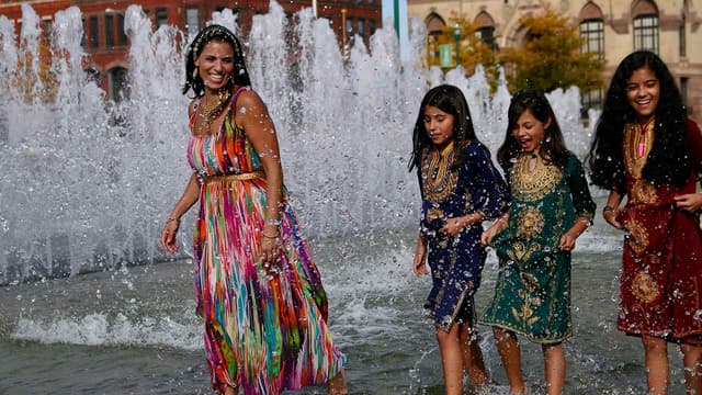 S01:E05 - Street Food Star, Shawarma