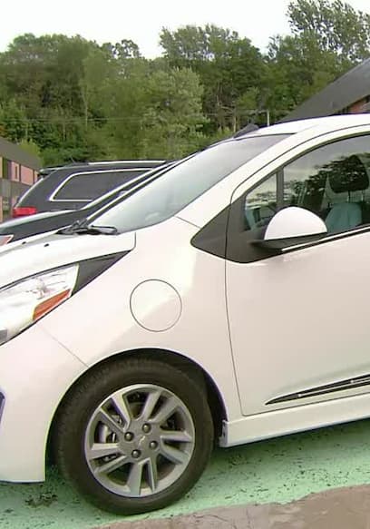 S16:E10 - Vehicle Charging Stations poster
