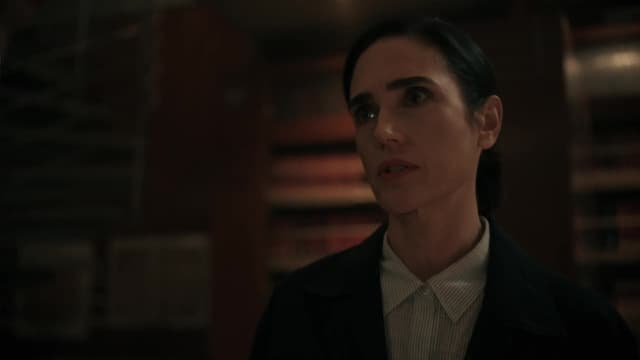 S04:E07 - A Moth to a Flame