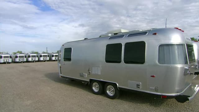 S06:E23 - Airstream Trailers