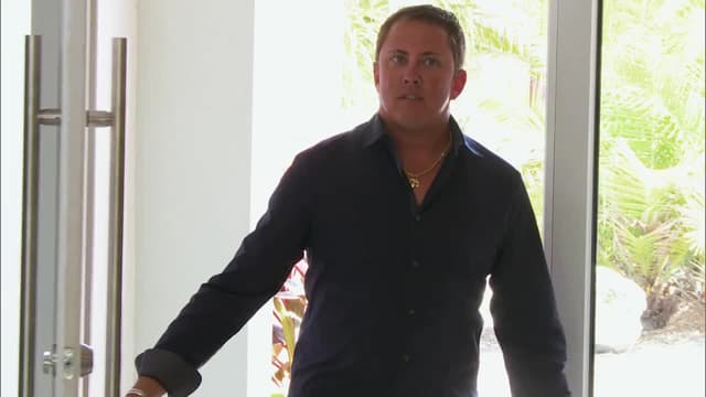 S02:E12 - Supersizing in St. Petersburg