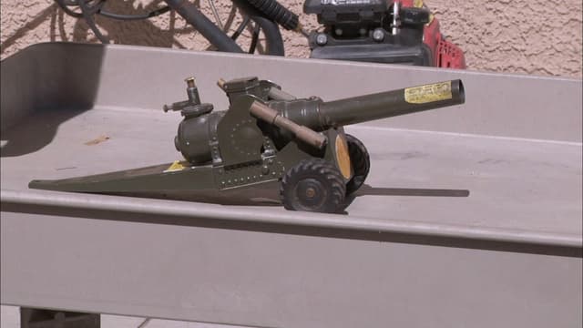 S06:E09 - Three-Hour Tour