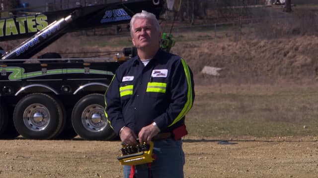 S10:E15 - Wrecker Trucks and More