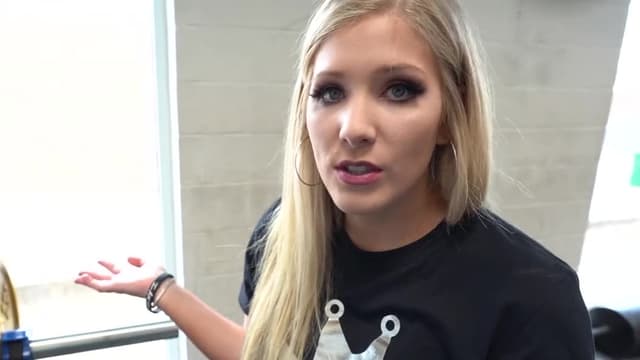 S08:E02 - I Swapped Lives With the World's Strongest Man