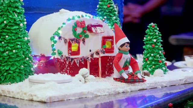 S01:E02 - Celebrating the Season