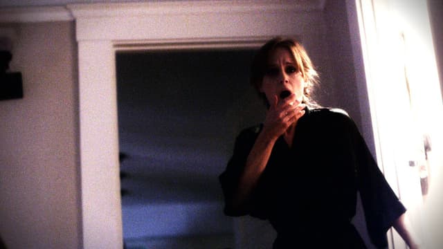 S03:E02 - The Hitchhiker and the Widow