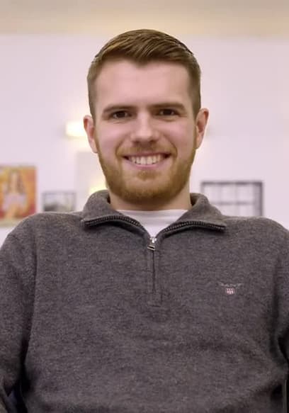 S06:E01 - Estate Agent to Market Trader poster