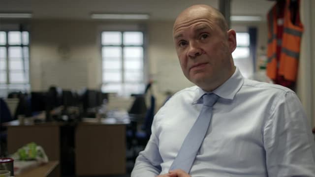 S03:E02 - Student Knife Point Robbery